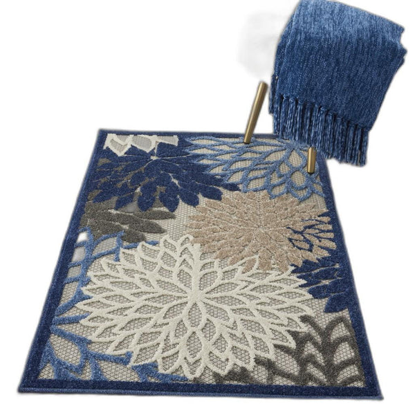 3' X 4' Floral Indoor / Outdoor Area Rug - Blue / Gray