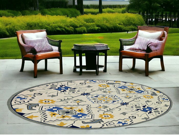 8' Hand Woven UV Treated Geometric Traditional Round Indoor / Outdoor Area Rug - Ivory