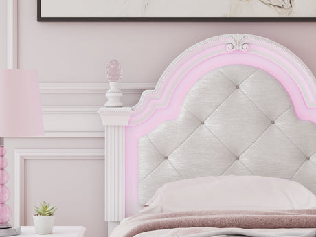 Kozlani - Upholstered Panel Bed - view 12