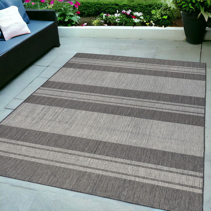 6' X 9' Striped Stain Resistant Outdoor / Indoor Area Rug - Blue / Gray