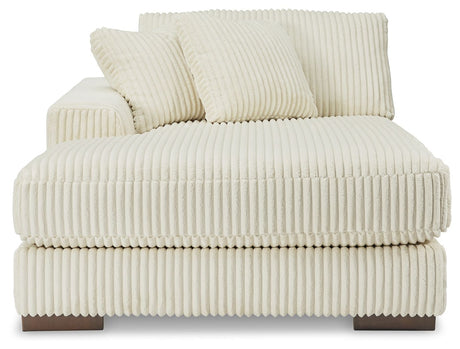 Lindyn - Sectional by Signature Design by Ashley® | Bel Furniture