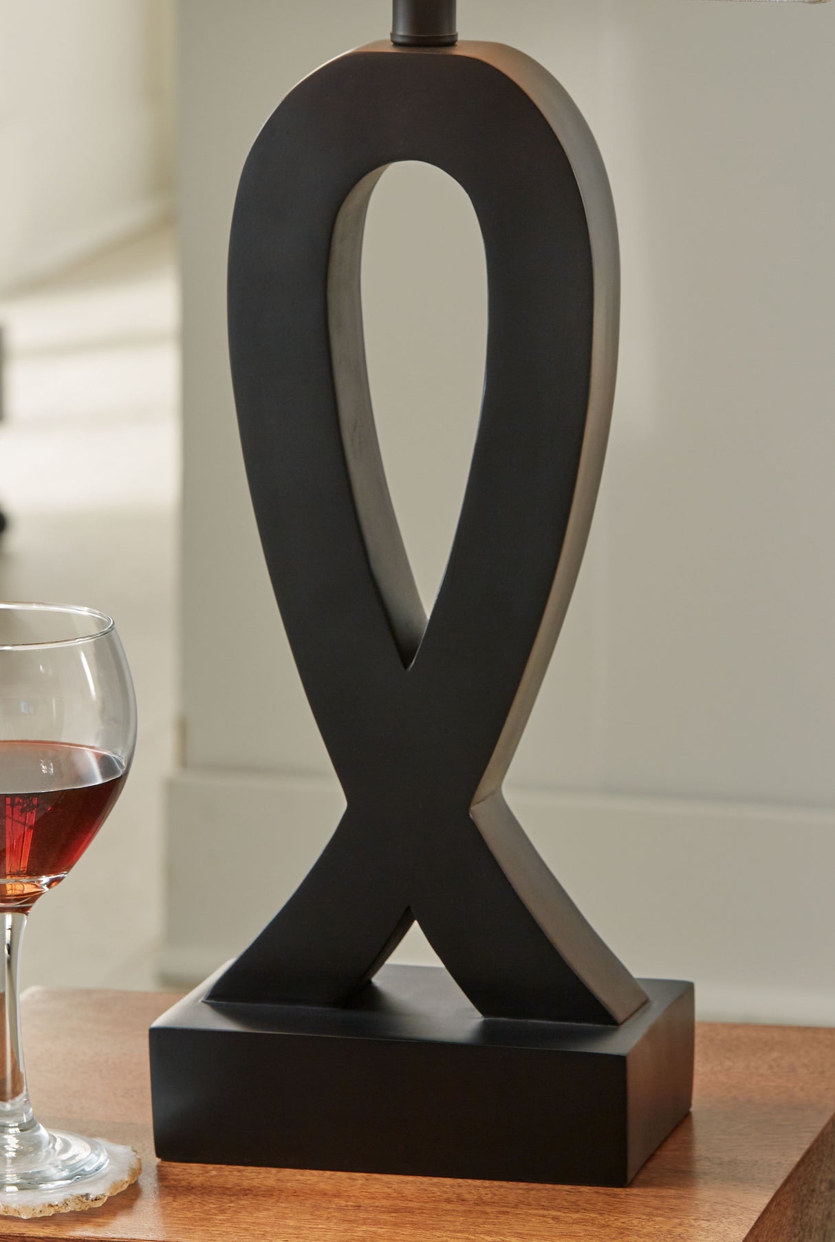 Markellton - Black - Poly Table Lamp (Set of 2) by Signature Design by Ashley® | Bel Furniture