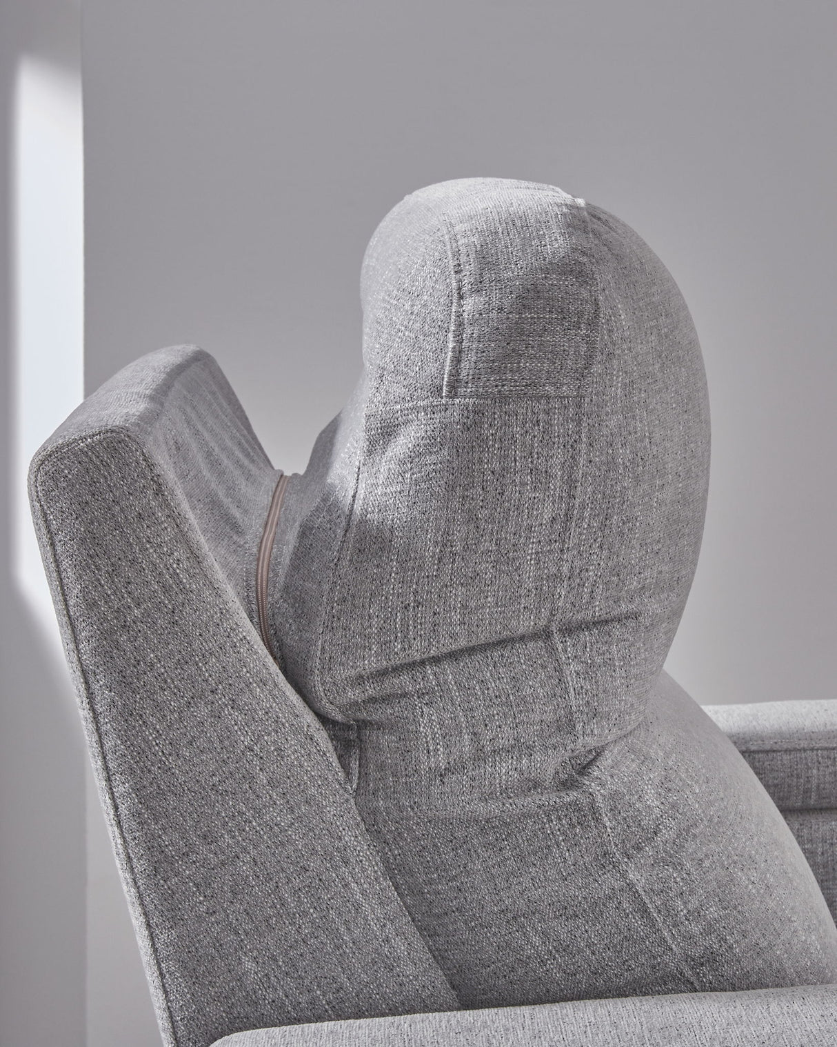 Pineland - Glider Power Recliner With Audio System - Pewter