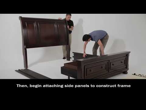 Lettner - King Sleigh Bed With 2 Storage Drawers - Light Gray