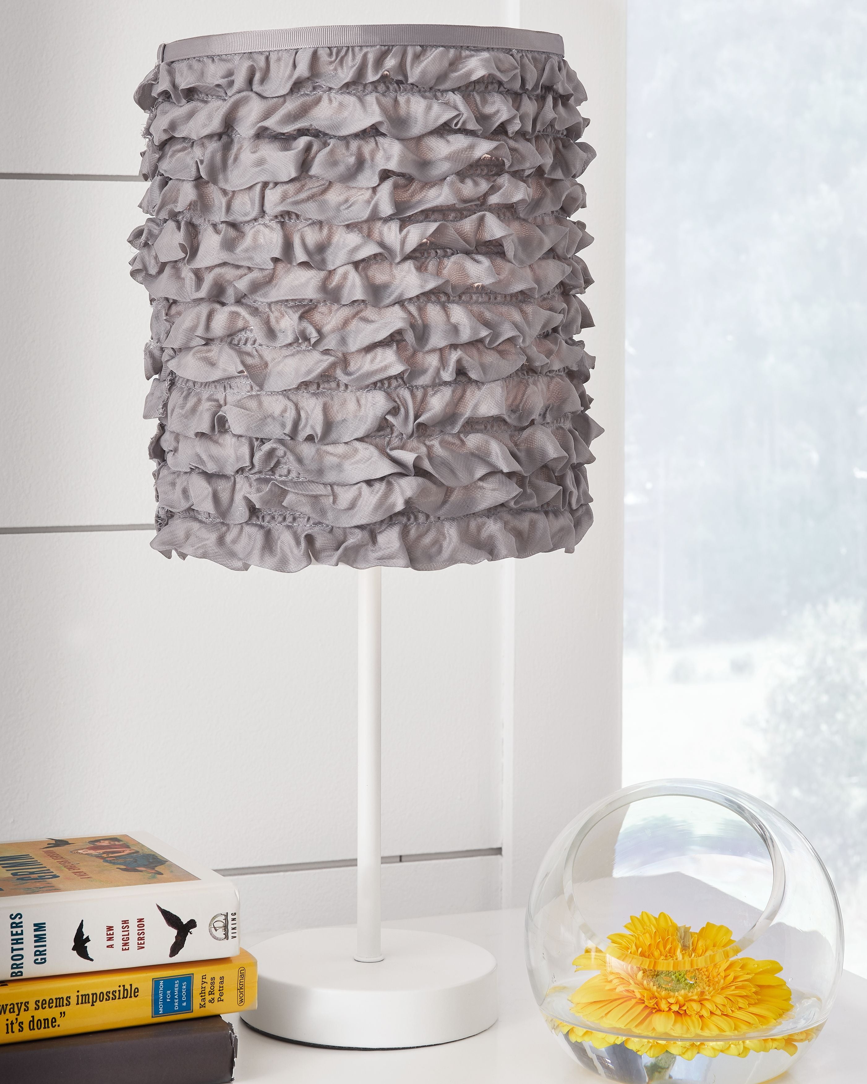 Mirette - Gray / White - Metal Table Lamp