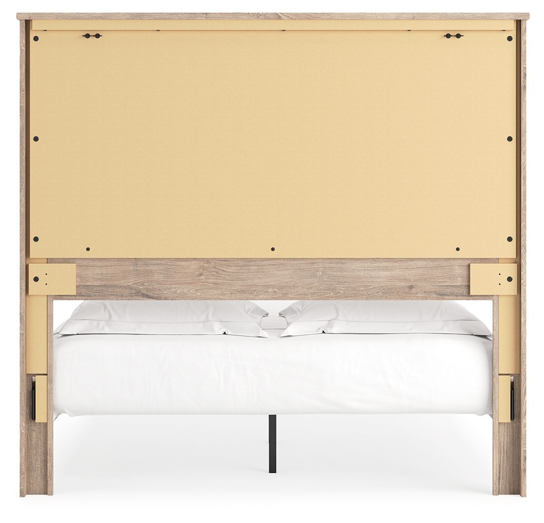 Senniberg - Panel Bed With Sconces
