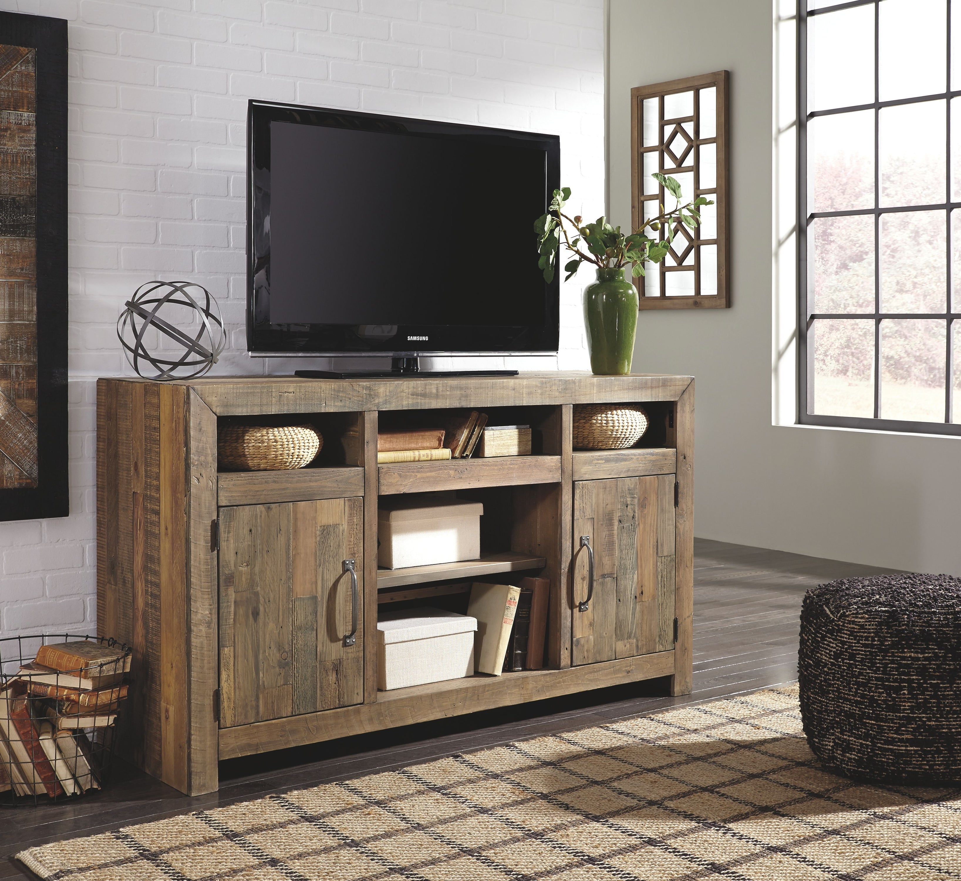 Sommerford - Brown - LG TV Stand W/Fireplace Option