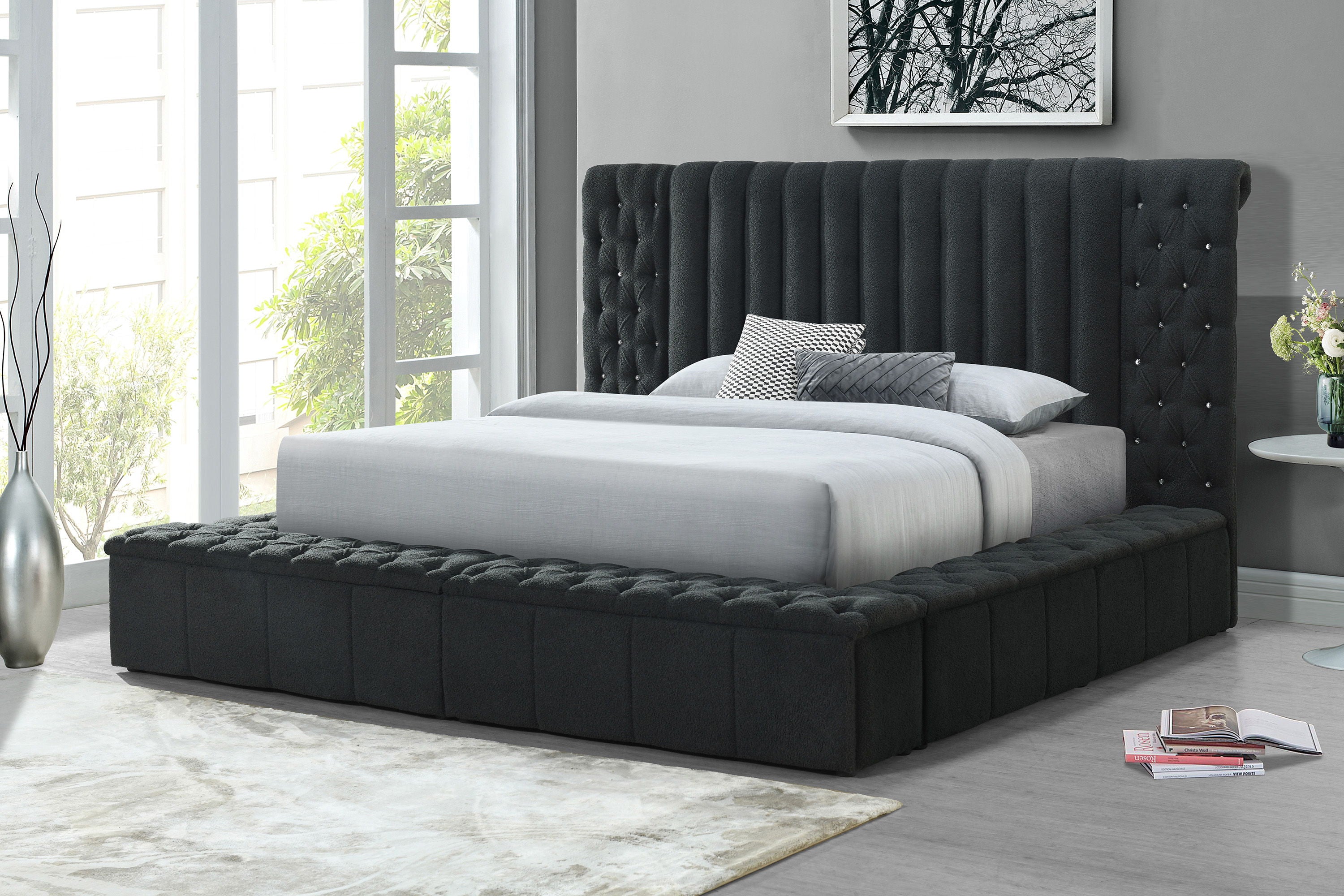 Danbury - Bed With Storage