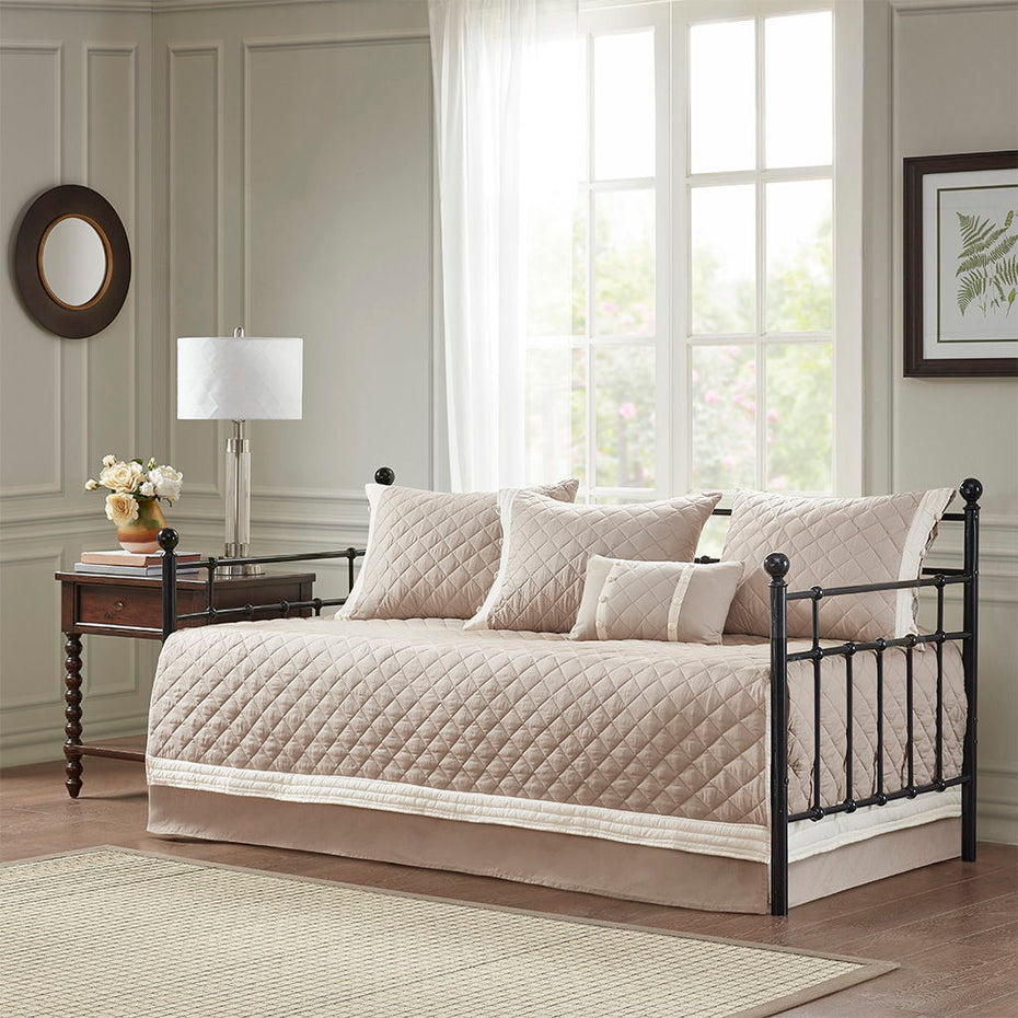 Breanna - 6 Piece Daybed Cover Set - Khaki