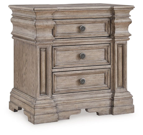Blairhurst - Light Grayish Brown - Three Drawer Night Stand by Signature Design by Ashley® | Bel Furniture
