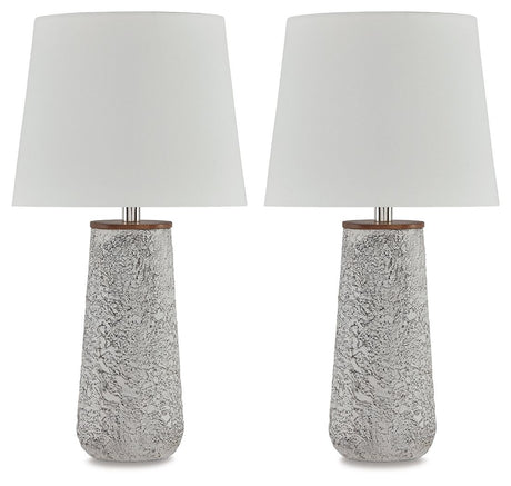 Chaston - Metal Table Lamp (Set of 2) White by Signature Design by Ashley® | Bel Furniture