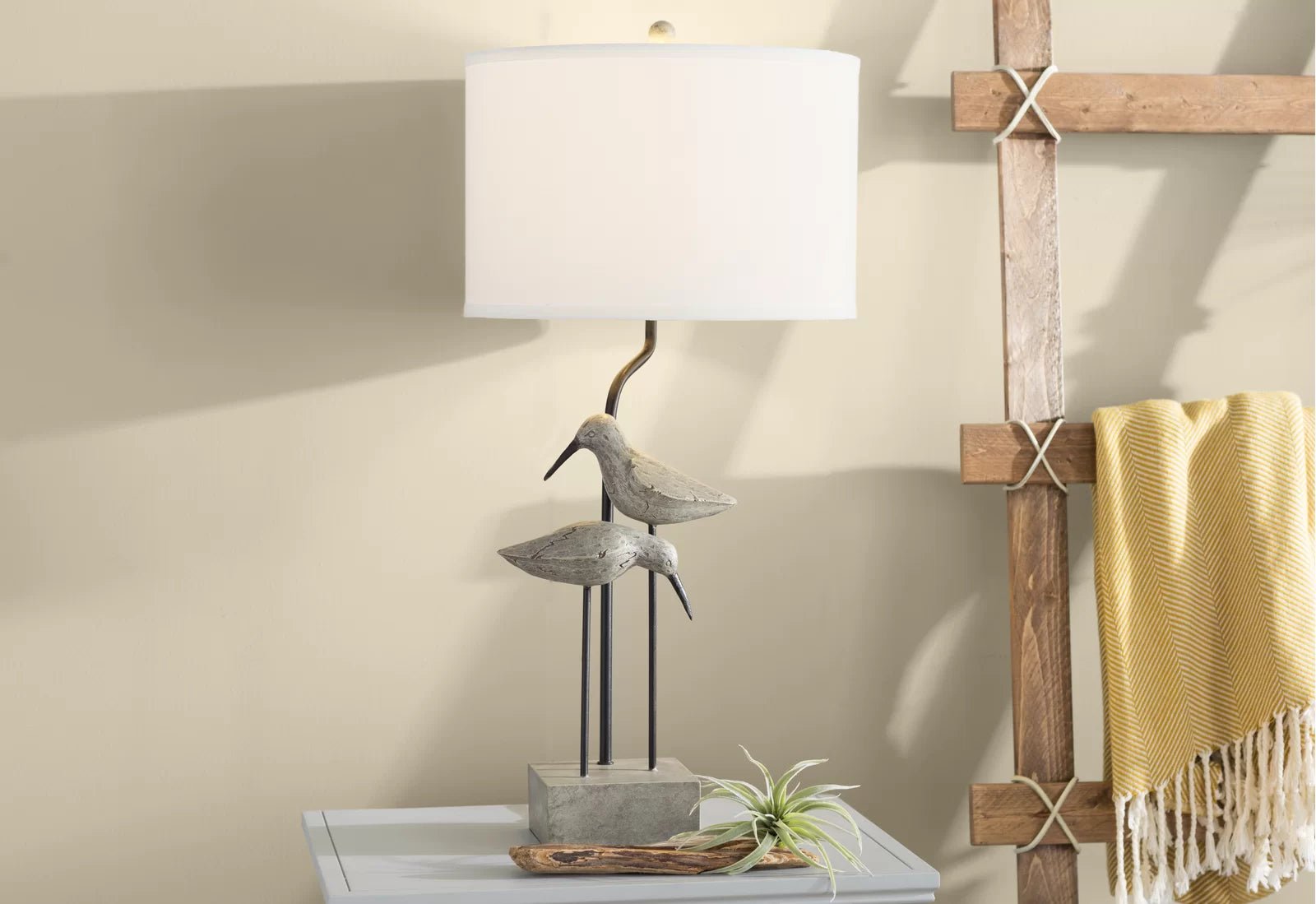 Leila Resin Table Lamp SET of 2 - BEL Furniture